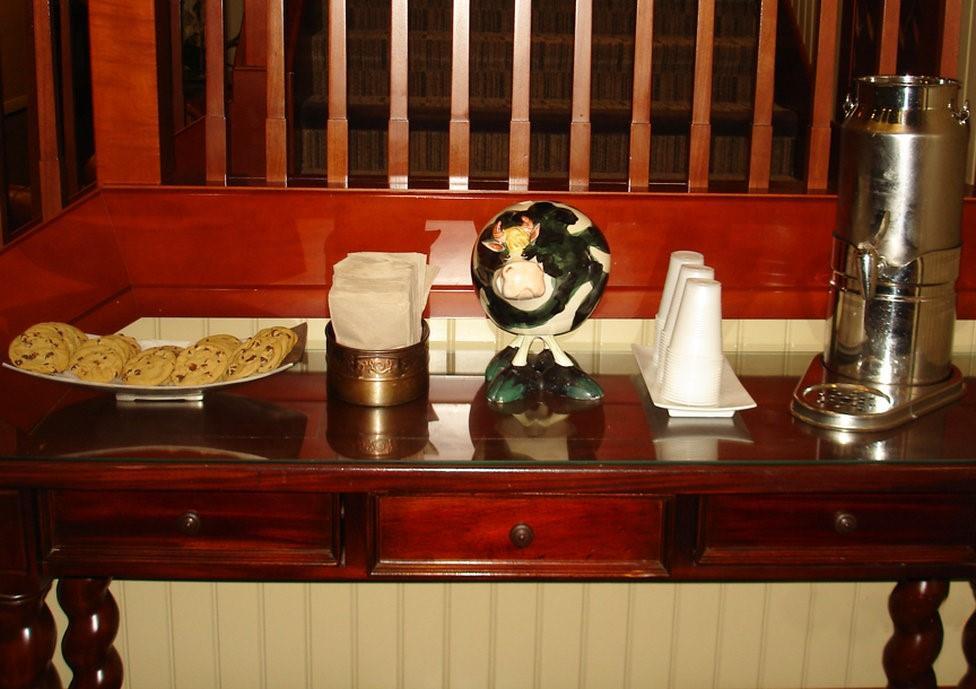 West Inn & Suites Carlsbad Restaurant foto