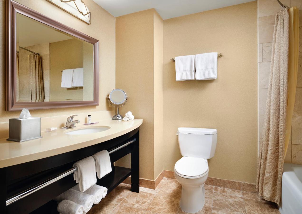 West Inn & Suites Carlsbad Buitenkant foto